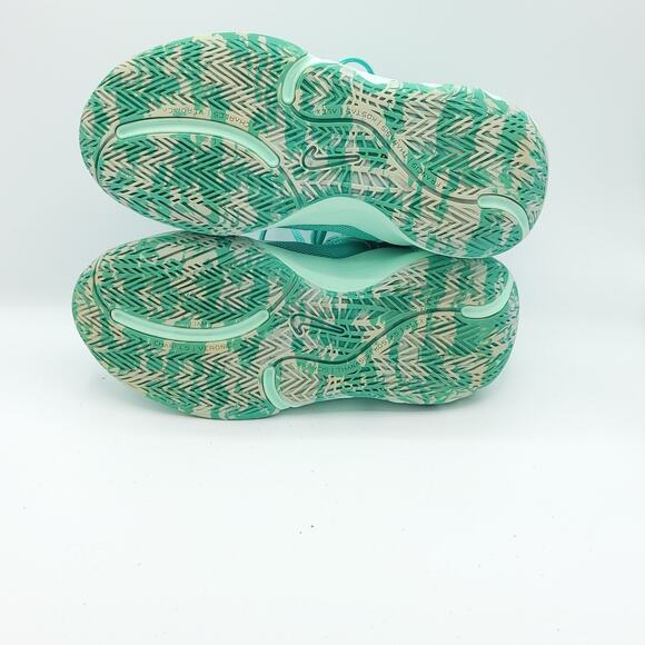 Nike Giannis Immortality 2 GS Light Menta White DQ1943-300 Boys 4.5Y - Picture 5 of 9
